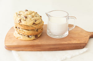 Bakery-Style Jumbo Chocolate Chip Cookie Recipe